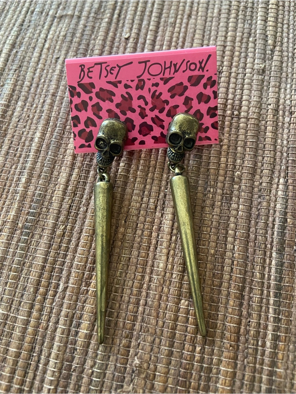 Betsey Johnson gold skull spike earrings